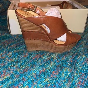 Wedges 7 1/2 by Matisse